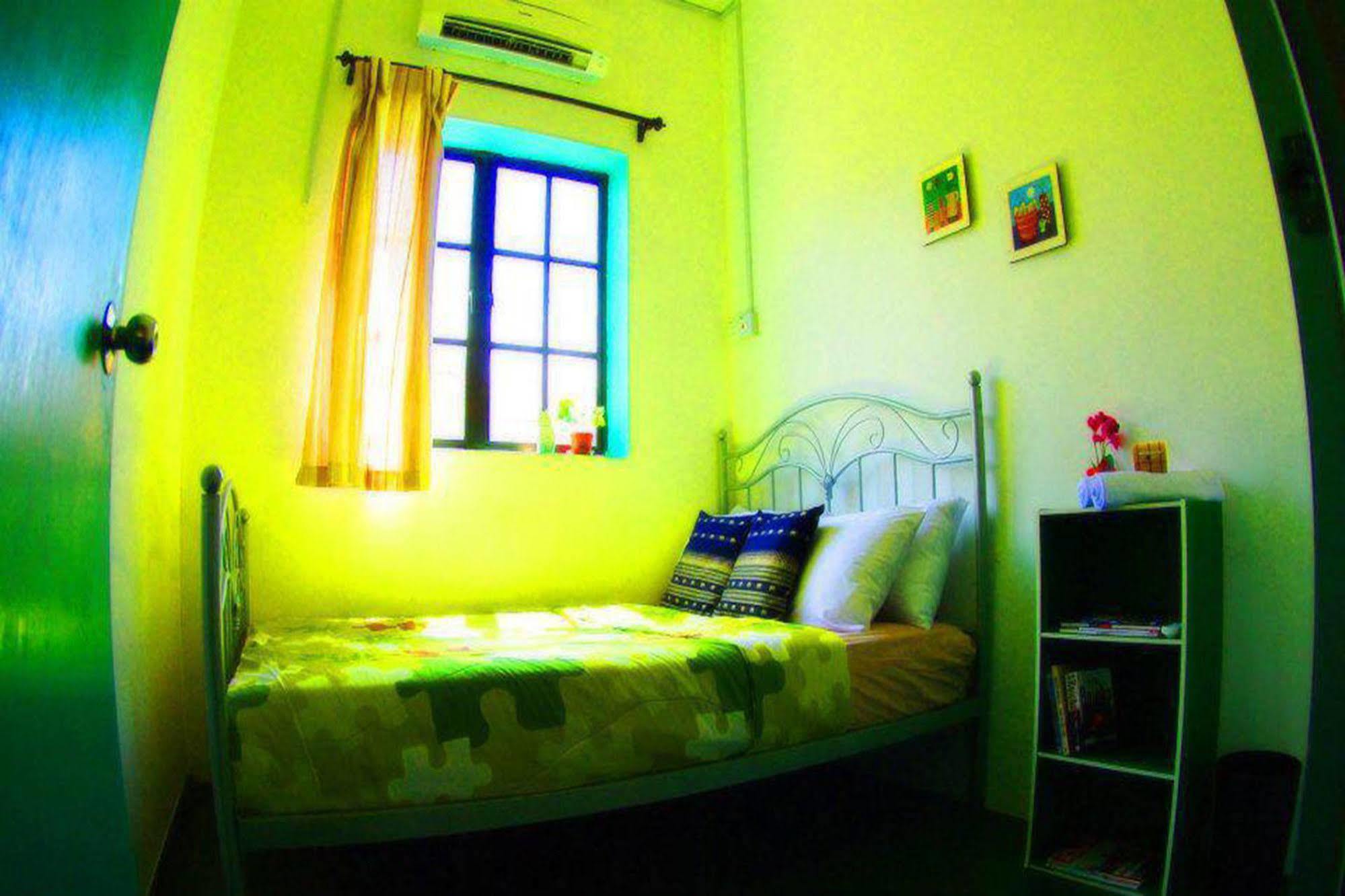 Hostel The Jiong House Melaka Zewnętrze zdjęcie
